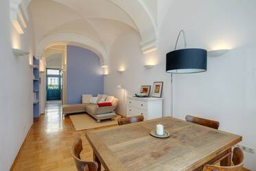 Monolocale a Schwabing, vicino a Josephsplatz