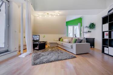 Generoso appartamento in maisonette a Fasanerie