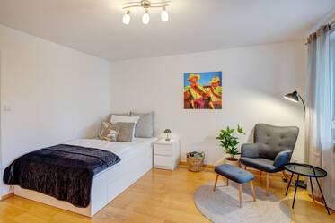 Luminoso e tranquillo appartamento singolo vicino alla linea U6 della metropolitana "Harras"