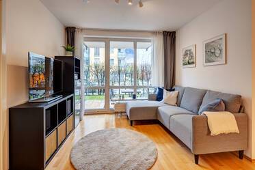 Appartamento al piano terra con terrazza e giardino
