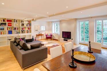 Appartamento molto ben arredato, a Glockenbachviertel