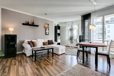 Moderno appartamento con loggia esposta a sud-ovest