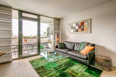 Appartamento bilocale modernamente arredato con vista su Monaco di Baviera
