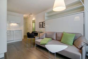 Abitazione molto ben arredata, a Schwabing