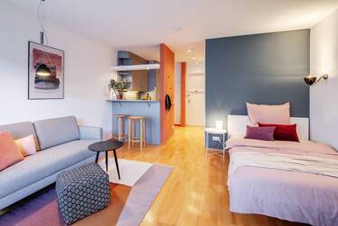 Appartamento ben arredato, a Schwabing