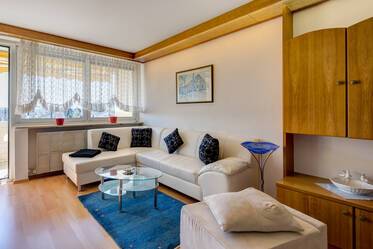 Laim: appartamento trilocale completamente attrezzato con balcone