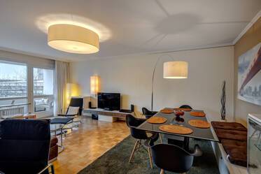 Appartamento molto ben arredato, a Schwabing-West