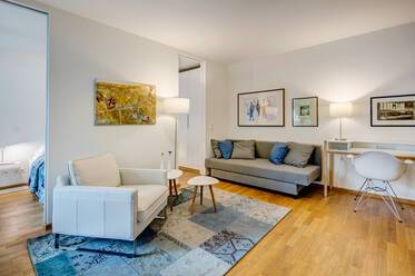 Appartamento arredato con gusto e con balcone