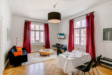 Elegante appartamento storico a Schwabing