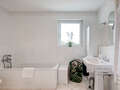 attico con terrazzo München Bogenhausen 02 bagno 10781