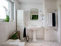 attico con terrazzo München Bogenhausen 03 bagno 10781