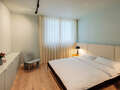maisonette München Neuhausen 01 camera da letto 14864