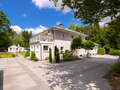 villa Oberhaching 02 Ingresso del cortile 14925