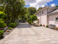 villa Oberhaching 03 Ingresso del cortile 14925