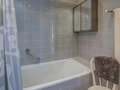 attico con terrazzo München Neuhausen 02 bagno 2774