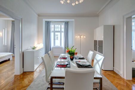 https://www.mrlodge.it/affitto/apartamento-da-5-camere-monaco-maxvorstadt-926