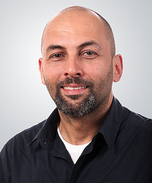 Omid Mahdawi Omid Mahdawi